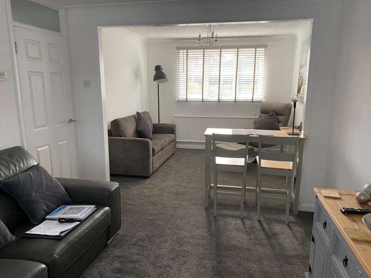 Riverside Park Ground Floor Apartment - St Neots Extérieur photo
