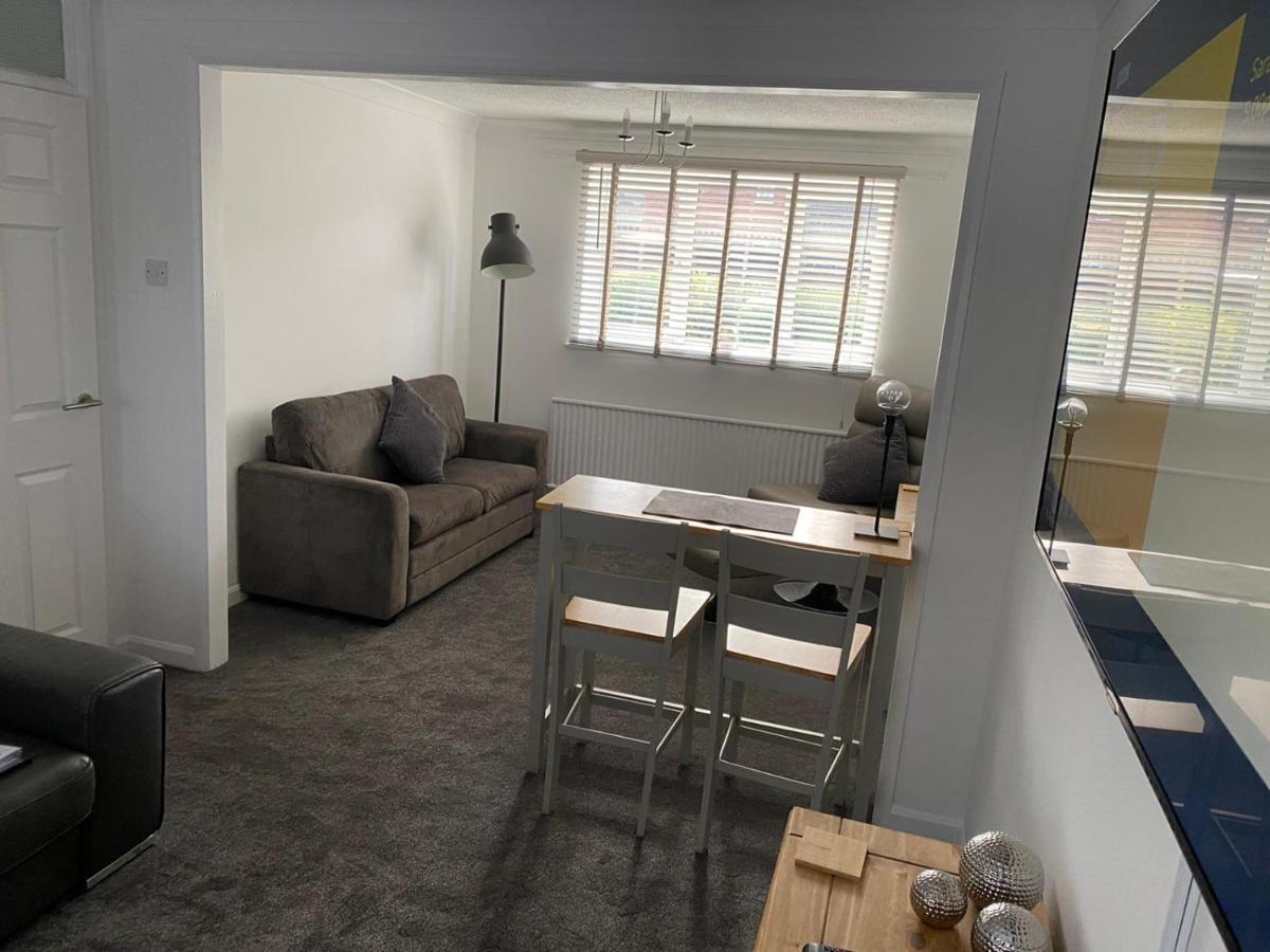 Riverside Park Ground Floor Apartment - St Neots Extérieur photo