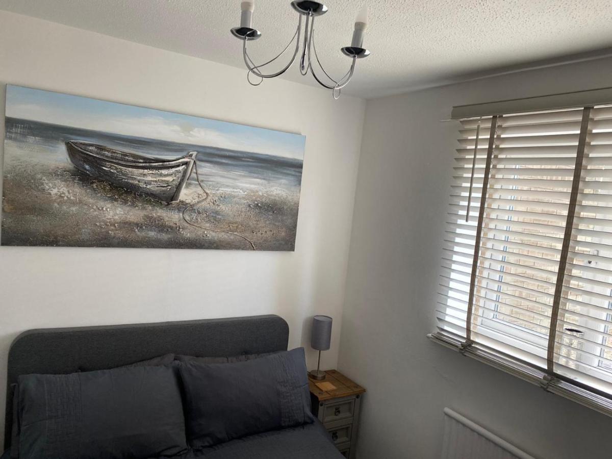 Riverside Park Ground Floor Apartment - St Neots Extérieur photo