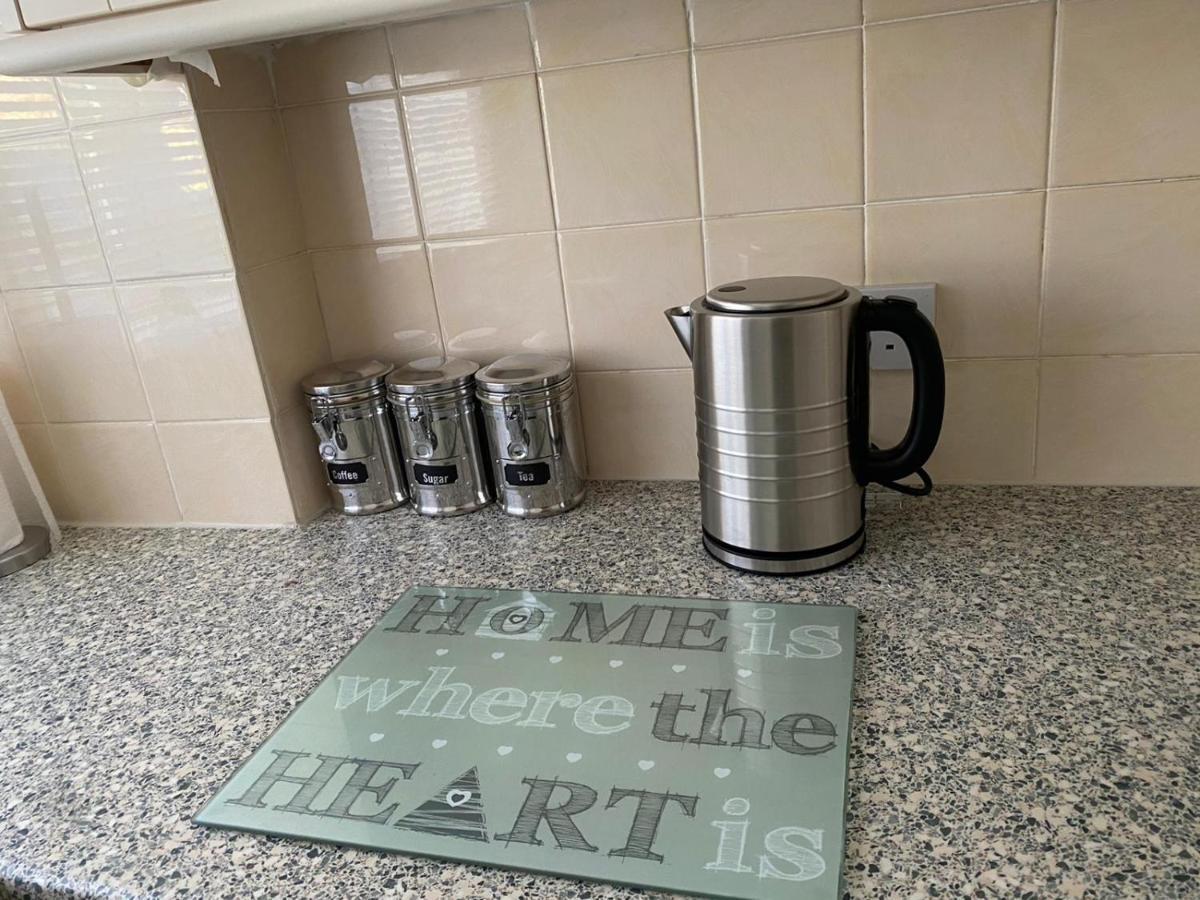 Riverside Park Ground Floor Apartment - St Neots Extérieur photo